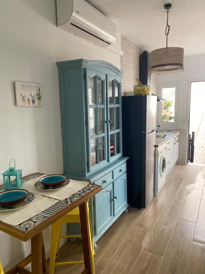 Apartamento Los Escullos Exterior foto
